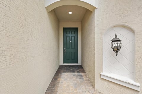 House in Port St. Lucie, Florida 2 bedrooms, 124.49 sq.m. № 2262715 - photo 7