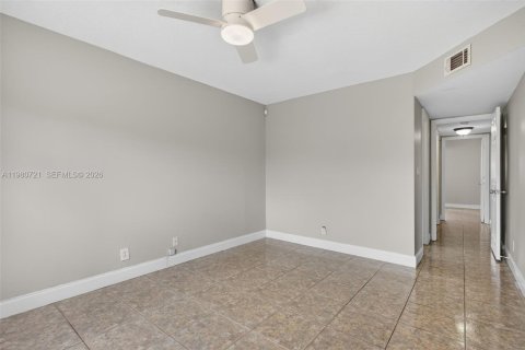 Adosado en venta en Sunrise, Florida, 3 dormitorios, 140.1 m2 № 2049516 - foto 24