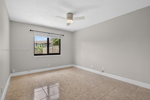 Adosado en venta en Sunrise, Florida, 3 dormitorios, 140.1 m2 № 2049516 - foto 23