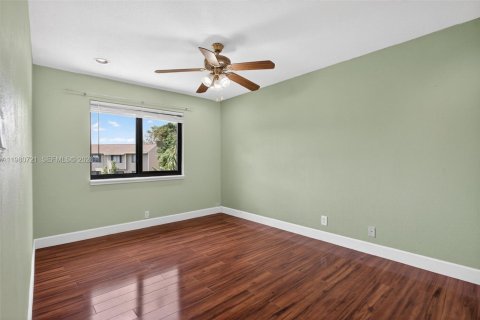 Adosado en venta en Sunrise, Florida, 3 dormitorios, 140.1 m2 № 2049516 - foto 18