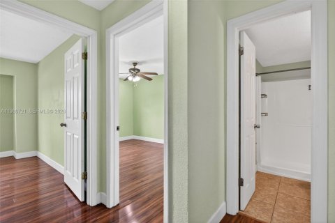 Adosado en venta en Sunrise, Florida, 3 dormitorios, 140.1 m2 № 2049516 - foto 20