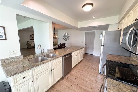 Casa en venta en New Port Richey, Florida, 2 dormitorios, 159.23 m2 № 1791159 - foto 13