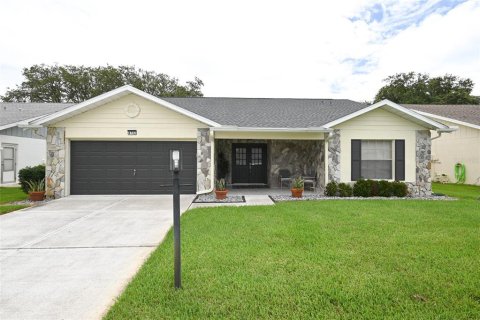 Casa en venta en New Port Richey, Florida, 2 dormitorios, 159.23 m2 № 1791159 - foto 1