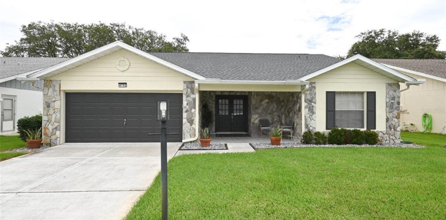 Casa en New Port Richey, Florida 2 dormitorios, 159.23 m2 № 1791159