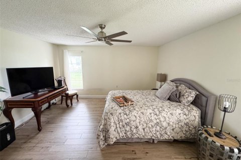 Casa en venta en New Port Richey, Florida, 2 dormitorios, 159.23 m2 № 1791159 - foto 24
