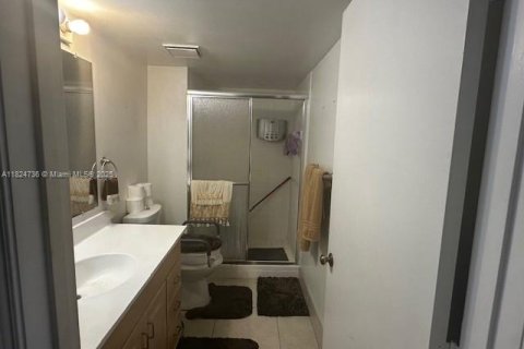 Condo in Margate, Florida, 2 bedrooms  № 2040879 - photo 5