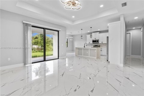 Casa en venta en Lehigh Acres, Florida, 4 dormitorios, 159.7 m2 № 1784110 - foto 6