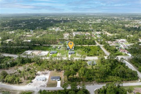 Casa en venta en Lehigh Acres, Florida, 4 dormitorios, 159.7 m2 № 1784110 - foto 25