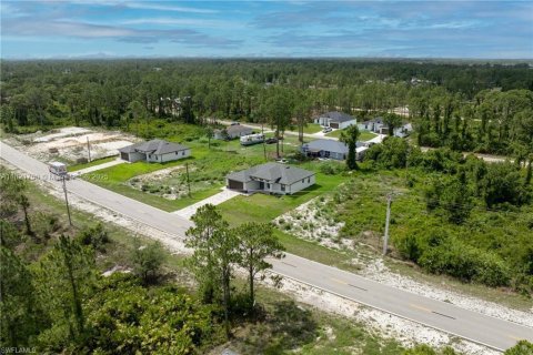 Casa en venta en Lehigh Acres, Florida, 4 dormitorios, 159.7 m2 № 1784110 - foto 4