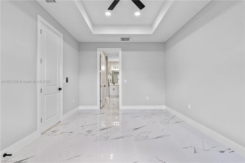 Casa en venta en Lehigh Acres, Florida, 4 dormitorios, 159.7 m2 № 1784110 - foto 16