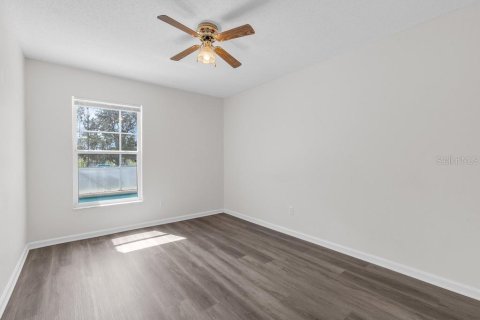 Villa ou maison à louer à Clermont, Floride: 4 chambres, 177.72 m2 № 2387687 - photo 13