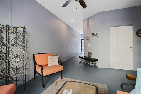 Adosado en venta en New Port Richey, Florida, 2 dormitorios, 140.19 m2 № 1723215 - foto 6