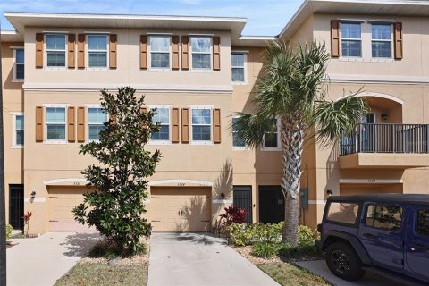 Adosado en venta en New Port Richey, Florida, 2 dormitorios, 140.19 m2 № 1723215 - foto 2