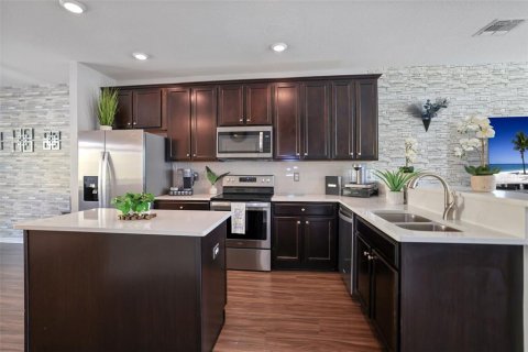Adosado en venta en New Port Richey, Florida, 2 dormitorios, 140.19 m2 № 1723215 - foto 21