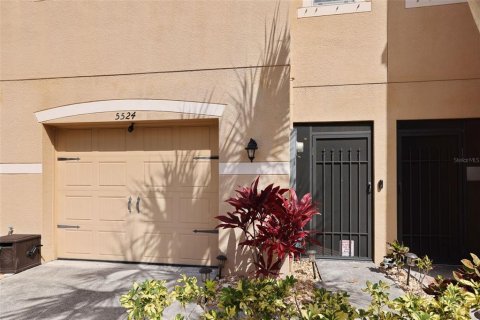 Adosado en venta en New Port Richey, Florida, 2 dormitorios, 140.19 m2 № 1723215 - foto 3