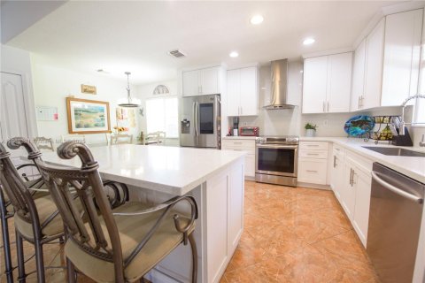 House in Homestead, Florida 4 bedrooms, 217.48 sq.m. № 2016988 - photo 11