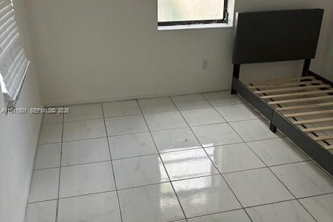 Villa ou maison à louer à Surfside, Floride: 3 chambres, 144.18 m2 № 2013497 - photo 30