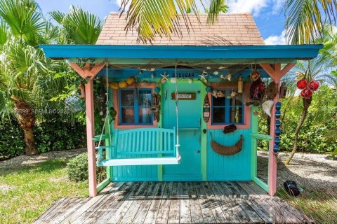 Villa ou maison à louer à Coral Gables, Floride: 4 chambres, 195.65 m2 № 2065047 - photo 5