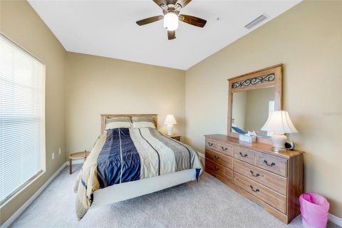 Townhouse in Rotonda, Florida 3 bedrooms, 186.18 sq.m. № 1909605 - photo 27