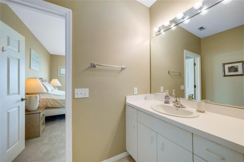 Townhouse in Rotonda, Florida 3 bedrooms, 186.18 sq.m. № 1909605 - photo 25