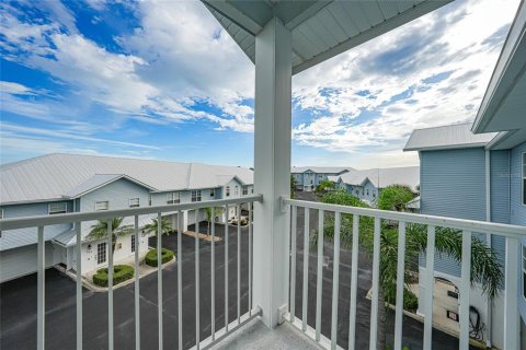Townhouse in Rotonda, Florida 3 bedrooms, 186.18 sq.m. № 1909605 - photo 2