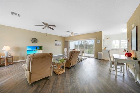 Townhouse in Rotonda, Florida 3 bedrooms, 186.18 sq.m. № 1909605 - photo 6