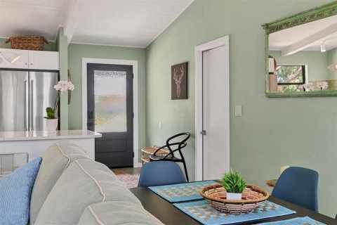 Снять в аренду виллу или дом в Сарасота, Флорида 2 спальни, 93.83м2, № 1749311 - фото 12