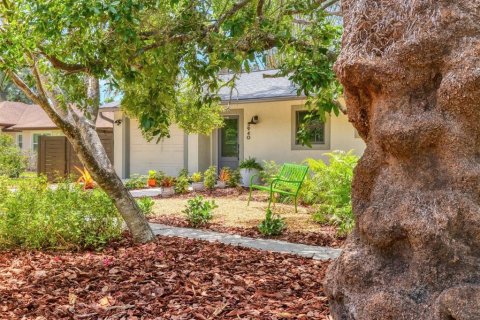 Снять в аренду виллу или дом в Сарасота, Флорида 2 спальни, 93.83м2, № 1749311 - фото 1