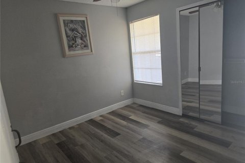 Condo in Kissimmee, Florida, 3 bedrooms № 2218291 - photo 11