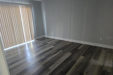 Condo in Kissimmee, Florida, 3 bedrooms № 2218291 - photo 7
