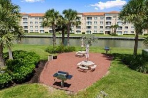 Condo in St. Lucie, Florida, 2 bedrooms № 2146121 - photo 27