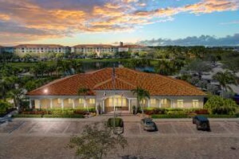 Condo in St. Lucie, Florida, 2 bedrooms № 2146121 - photo 24