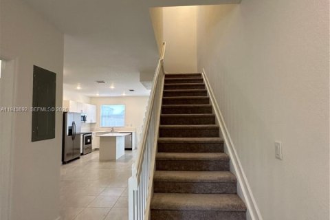 Villa ou maison à louer à Homestead, Floride: 3 chambres, 123.93 m2 № 2001634 - photo 9