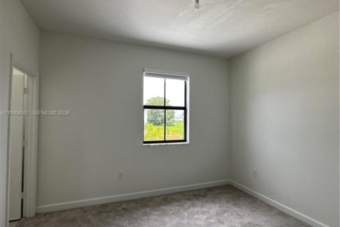 Villa ou maison à louer à Homestead, Floride: 3 chambres, 123.93 m2 № 2001634 - photo 14