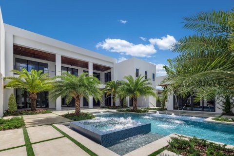 House in Miami, Florida 8 bedrooms, 699.55 sq.m. № 1946631 - photo 24