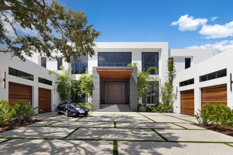 House in Miami, Florida 8 bedrooms, 699.55 sq.m. № 1946631 - photo 4