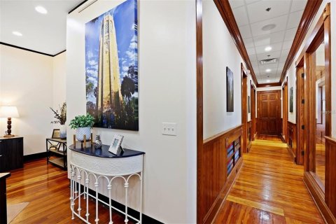 Propiedad comercial en alquiler en Lake Wales, Florida, 212.1 m2 № 1843546 - foto 4