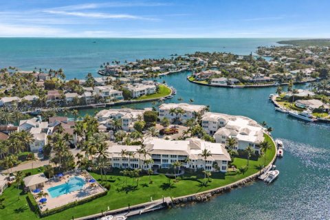 Condominio en venta en Key Largo, Florida, 2 dormitorios № 2031825 - foto 13