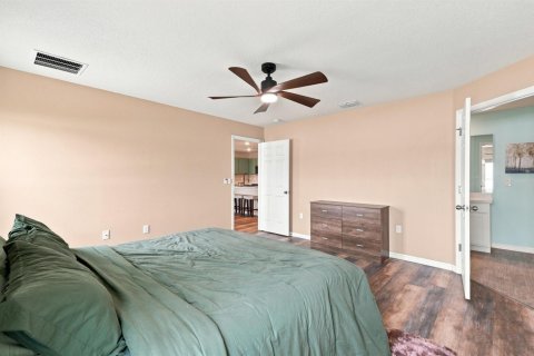 House in Port St. Lucie, Florida 4 bedrooms, 198.25 sq.m. № 2268168 - photo 21
