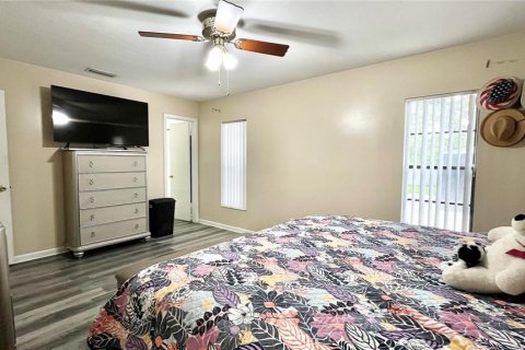 Villa ou maison à vendre à Tampa, Floride: 4 chambres, 193.05 m2 № 2109583 - photo 19