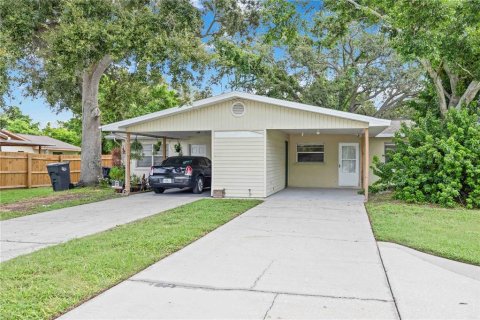 Apartment in Bradenton, Florida 3 bedrooms, 76.92 sq.m. № 1912175 - photo 2
