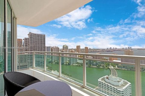 Copropriété à louer à Miami, Floride: 2 chambres, 118.73 m2 № 2048452 - photo 6