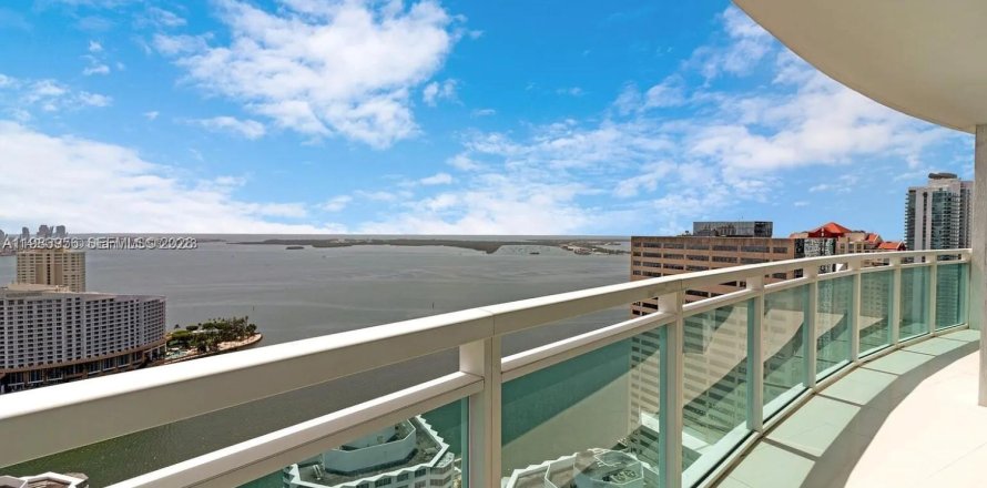 Condo à Miami, Floride, 2 chambres  № 2048452