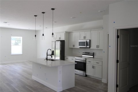 Casa en venta en Citrus Springs, Florida, 4 dormitorios, 170.29 m2 № 1854214 - foto 8