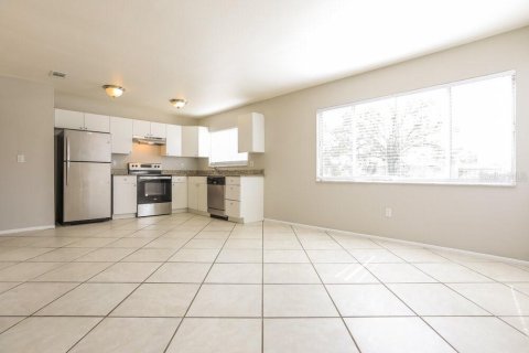 House in North Port, Florida 3 bedrooms, 109.25 sq.m. № 1885912 - photo 6