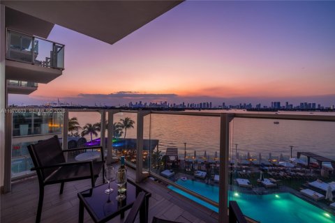 Condo in Miami Beach, Florida, 1 bedroom  № 2052338 - photo 9