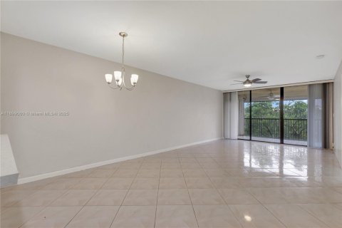 Condo in Plantation, Florida, 2 bedrooms  № 1951146 - photo 6