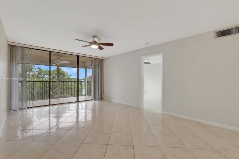 Condo in Plantation, Florida, 2 bedrooms  № 1951146 - photo 7