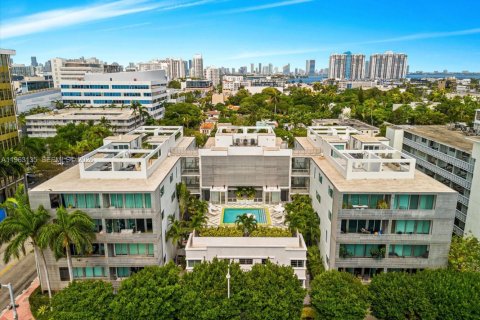 Copropriété à vendre à Miami Beach, Floride: 2 chambres, 94.2 m2 № 2024224 - photo 24