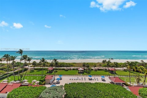 Condominio en venta en Miami Beach, Florida, 1 dormitorio, 79.99 m2 № 1707939 - foto 23